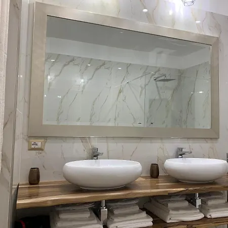 Oasis Gabella *